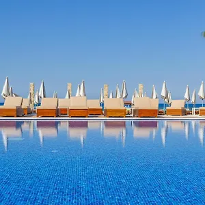 flamingo-paradise-beach-hotel.protaras-cy-hotels.com/