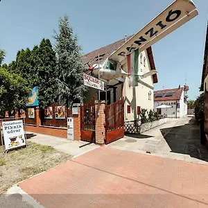 Couette-café Pilota Panzio 