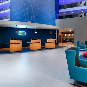 holiday-inn-express-london-heathrow-t4.brighton-hotels-england.com/