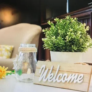 Hotel Mercedes, ***
