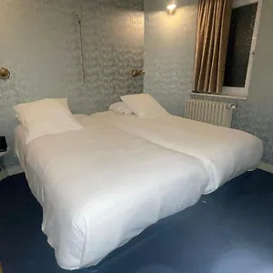 Latroupe Le Berger Hotel Bruselas